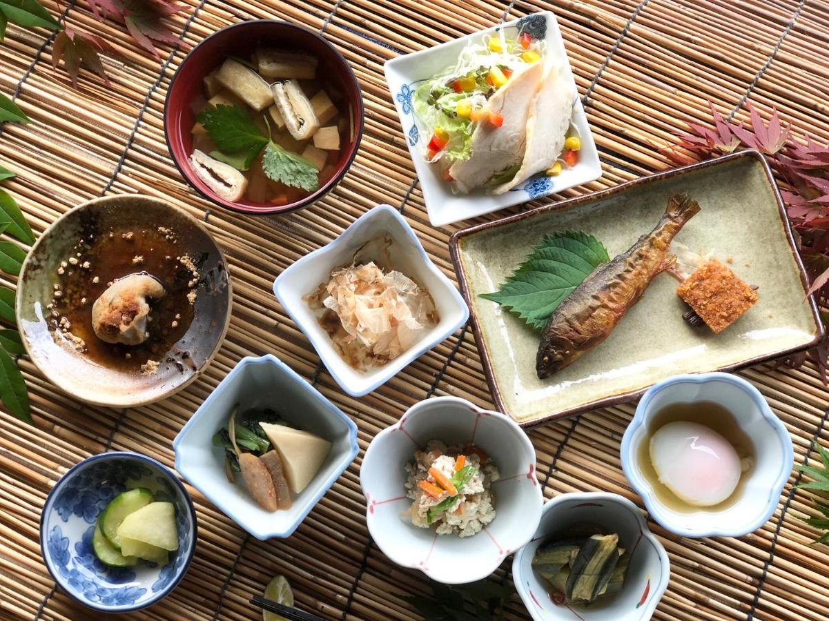 Kazuraya Hotel Miyoshi  Eksteriør billede
