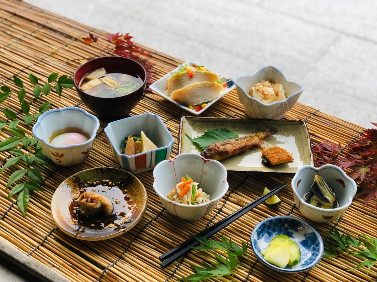 Kazuraya Hotel Miyoshi  Eksteriør billede