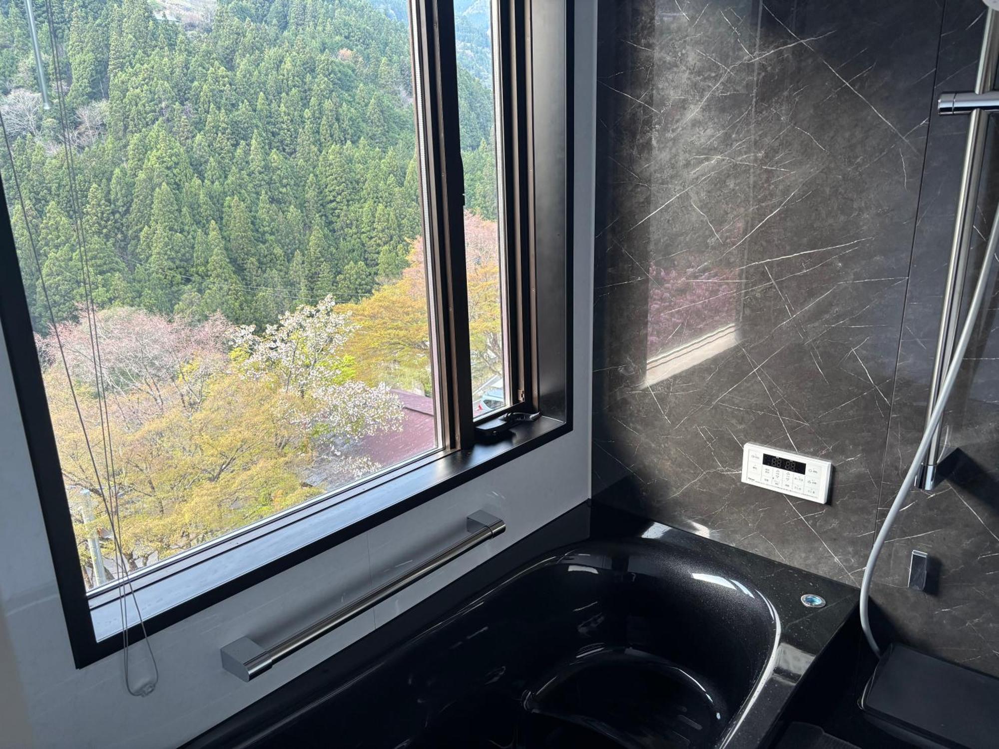 Kazuraya Hotel Miyoshi  Eksteriør billede