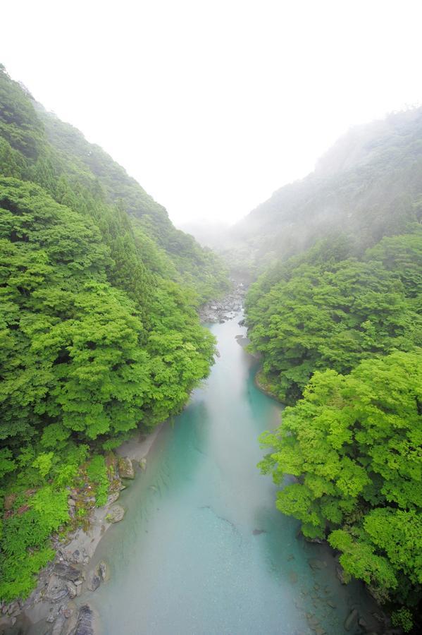 Kazuraya Hotel Miyoshi  Eksteriør billede